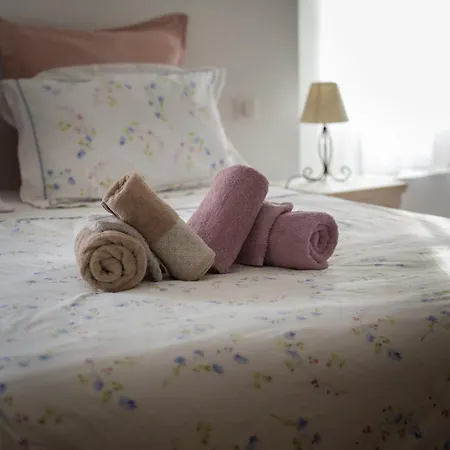 Les Nuits Du Pastelier 게스트하우스 Teulat