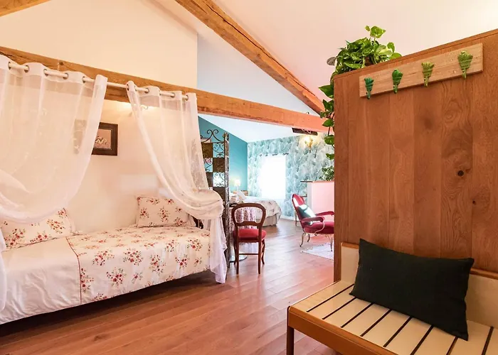 Les Nuits Du Pastelier 3* Teulat